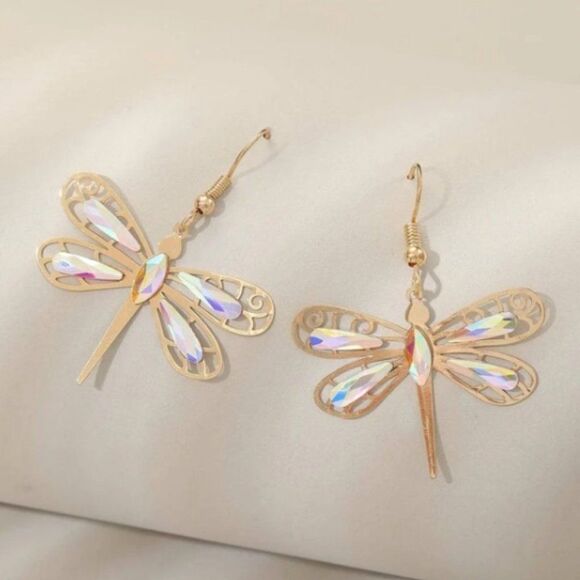 🔅🆕🔅 Boho Iridescent Yellow Gold  Dragonfly Drop Earrings✨ - Picture 1 of 8